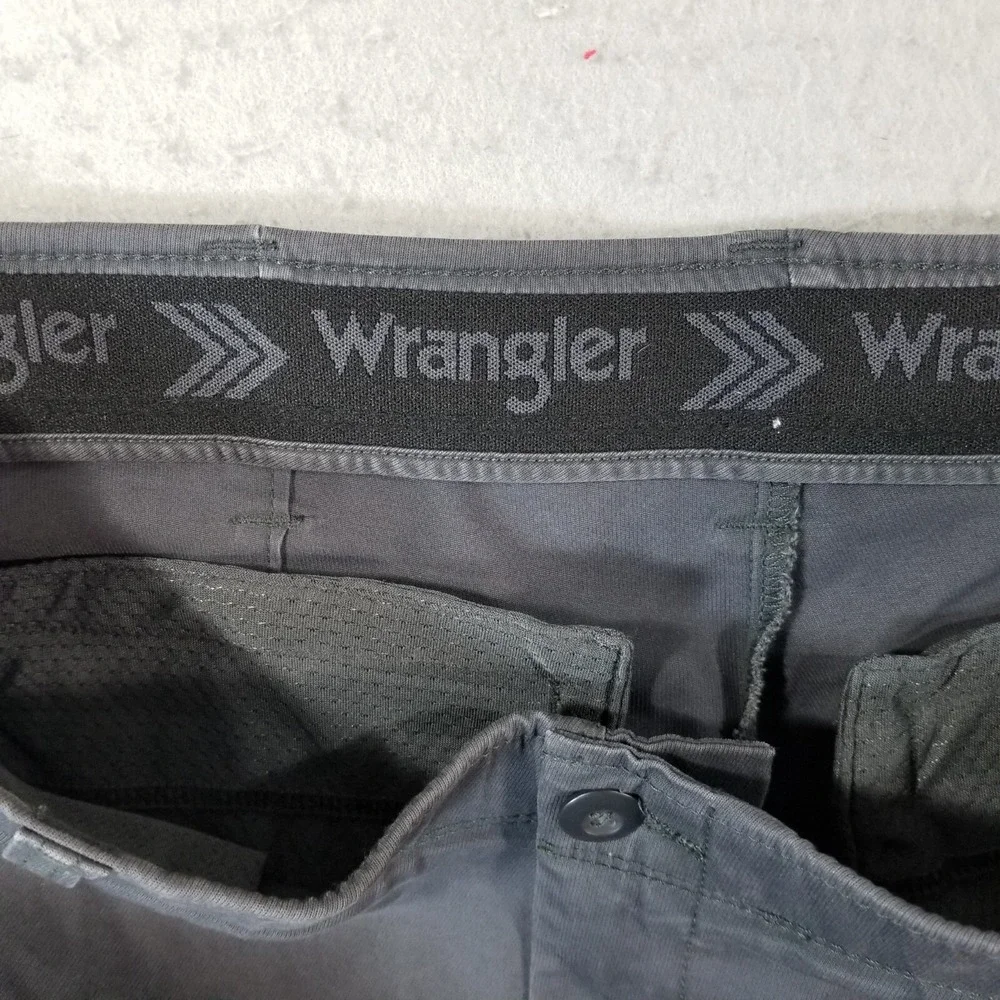 Wrangler khaki chino pants men's 36x32 gray comfort waist flex stretch